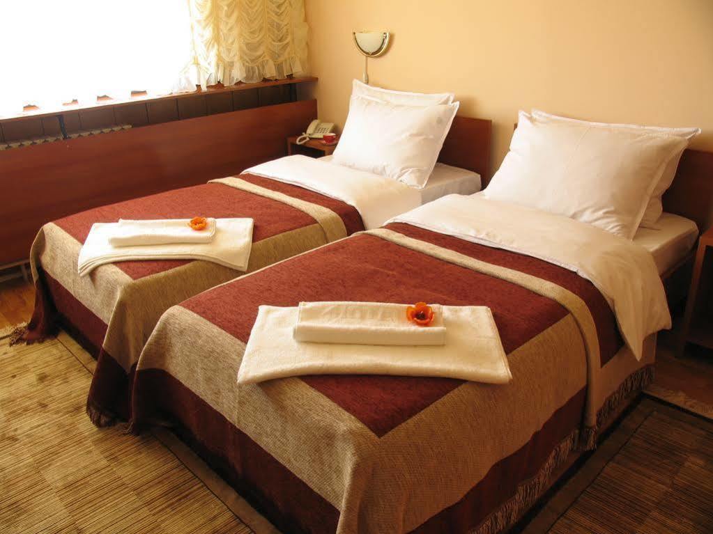 Hotel Square Skopje Luaran gambar