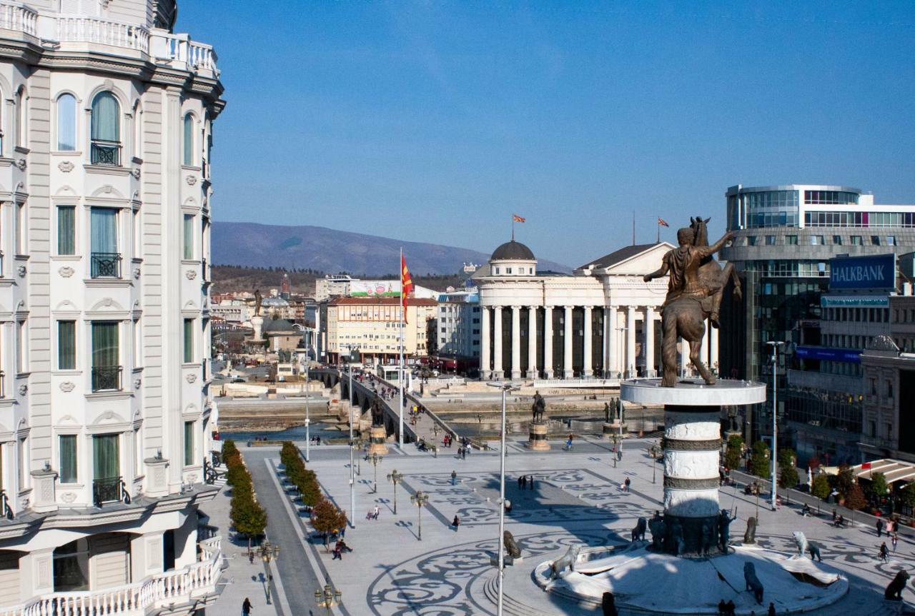 Hotel Square Skopje Luaran gambar